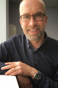 Dr David B Shackleton